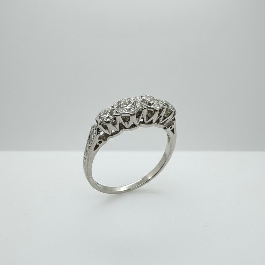 18ct White Gold Quintuplet Diamond Ring