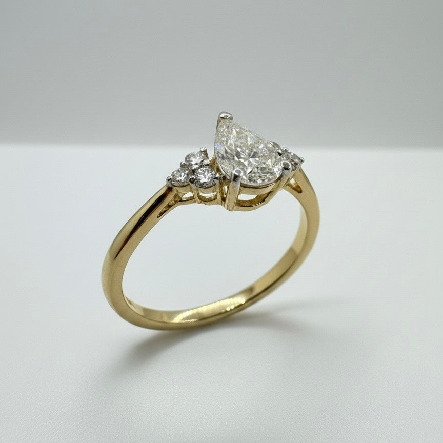 18ct Diamond Pear With Diamond Round Brilliant Shoulder Ring