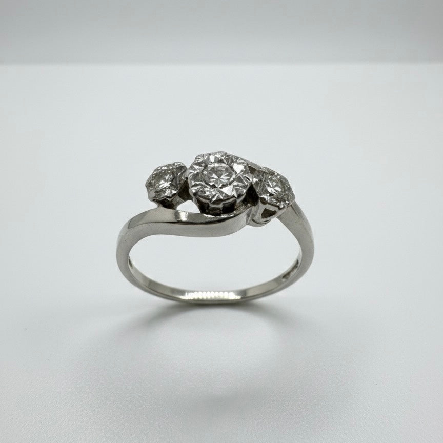 9ct Trilogy Hand Set And Engraved Diamond Ring