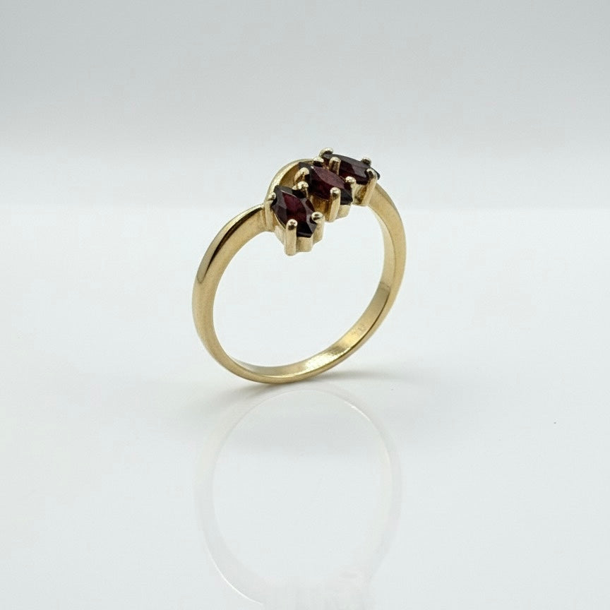 9ct Gold Triple Marquees Garnet Ring