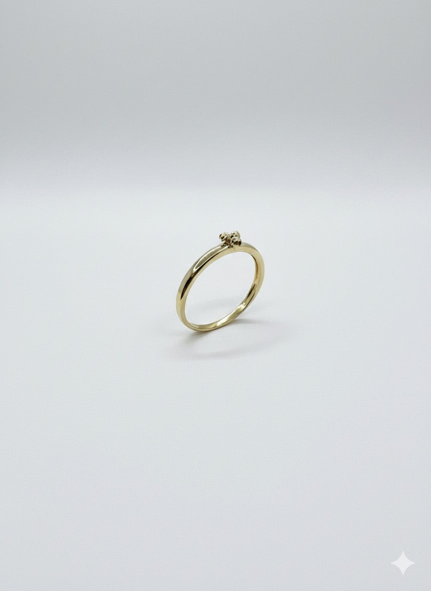 18ct Triple Centre Sphere Ring