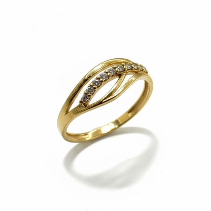 22ct Wavy Zirconia Ring