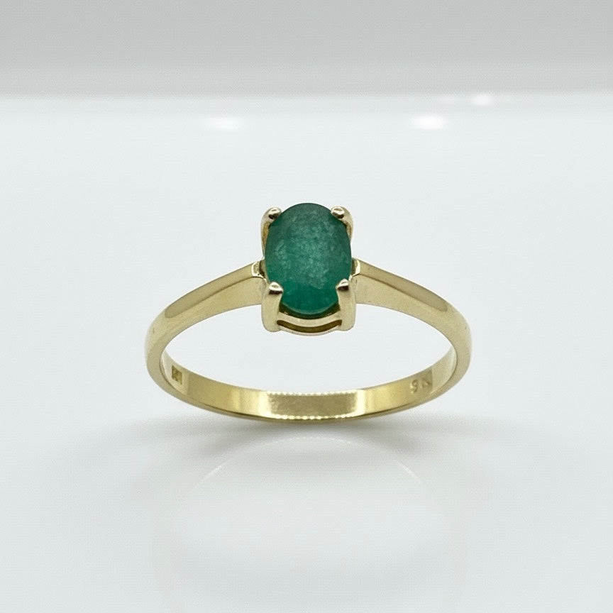 14ct Opaque Oval Emerald Ring