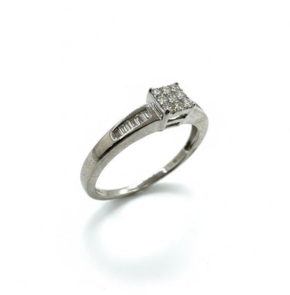 18ct White Gold Centre Cluster Princess Cut and Baguette Shoulder Diamond Ring