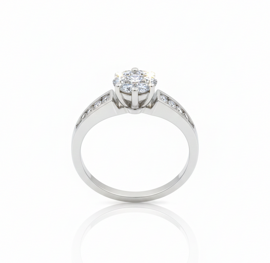 18ct Cluster Centre And Shoulder Diamond Ring