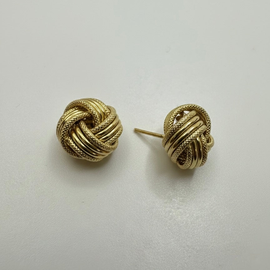 9ct Hand Crafted Ball Twisted Stud Earring