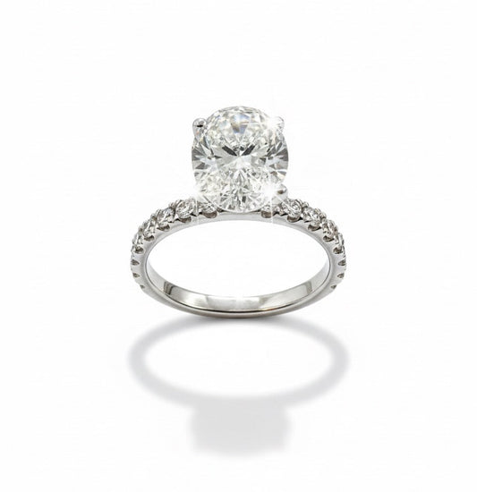950 Platinum Oval Diamond with Diamond Shoulder Ring