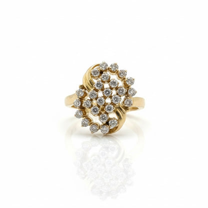 14ct Fancy Centre Cluster Diamond Ring