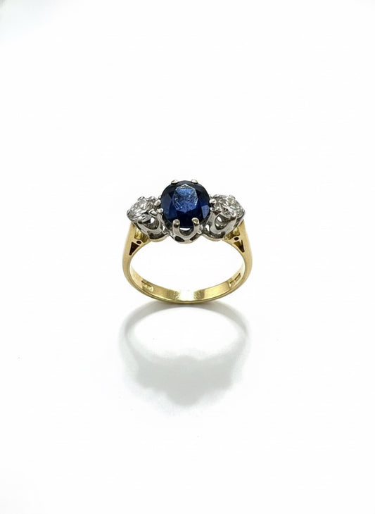 18ct Teal Sapphire And Diamond Trilogy Ring