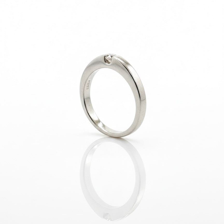 18ct White Gold Clawless Channel Set Floating Exposed Diamond Ring