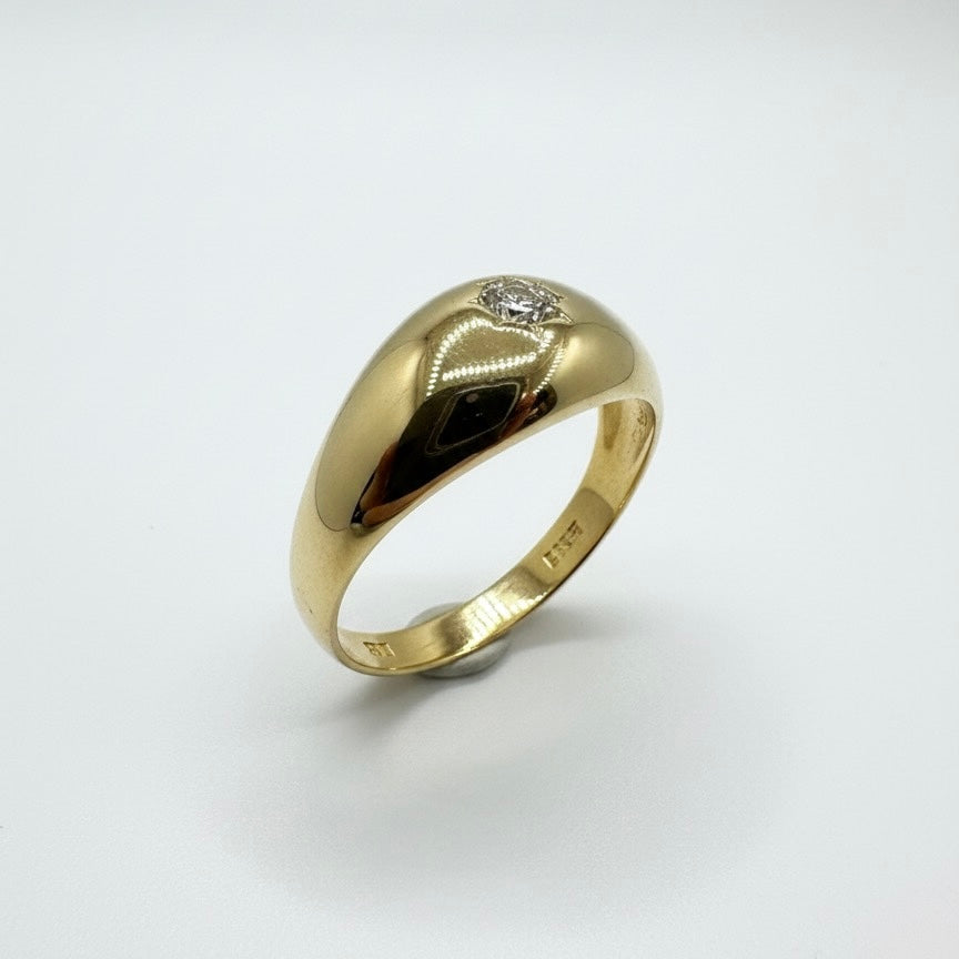 9ct Solitaire Domed Band Diamond Ring