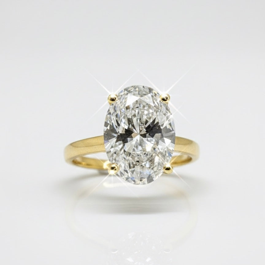 18ct Diamond Oval Solitaire Ring