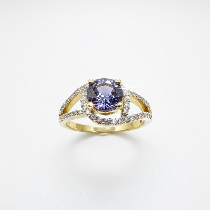 18ct Amethyst And Interlocking Halo and Shoulder Diamond Ring