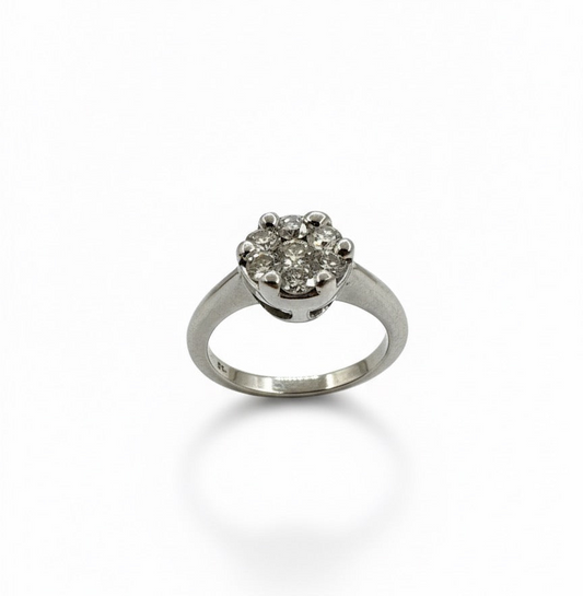 18ct White Gold Cluster Diamond Ring