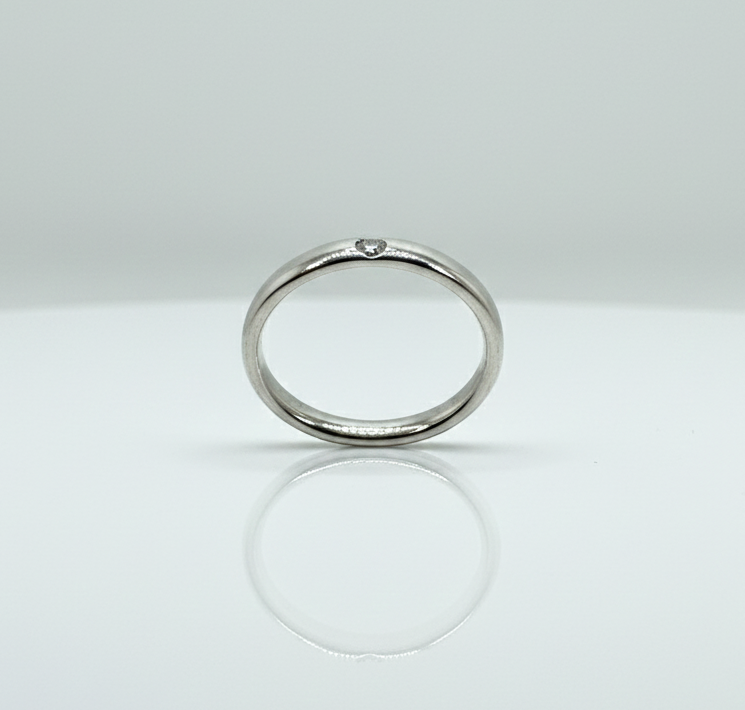 18ct White Gold Channel Set Solitaire Diamond Band