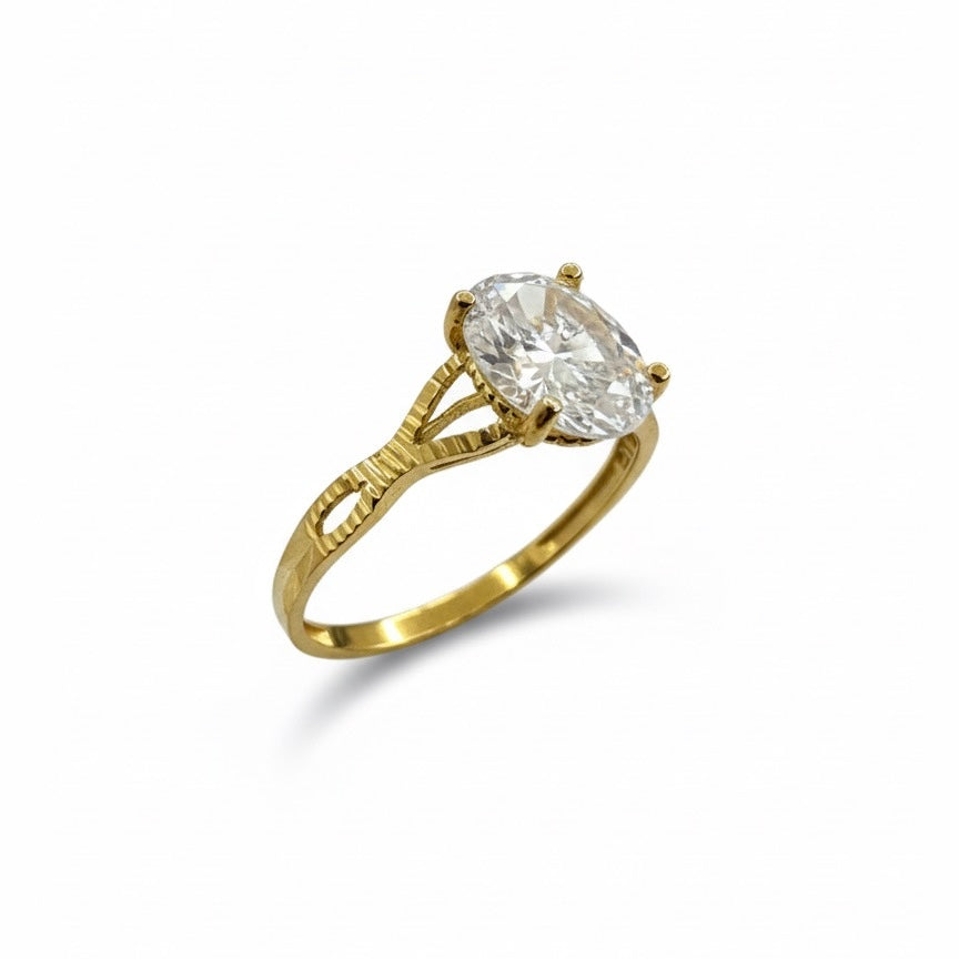 22ct Diamond Cut Twisted Shoulder Oval Zirconia Solitaire