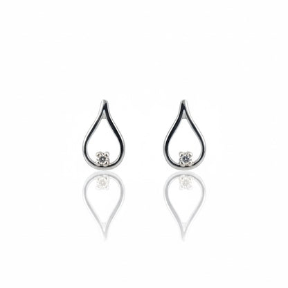 18ct White Gold Drop Solitaire Earrings